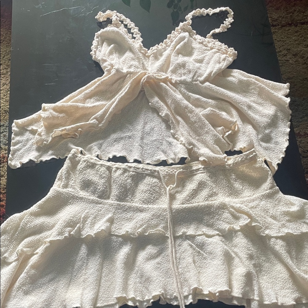 Elegant Cream Ruffled Outfit